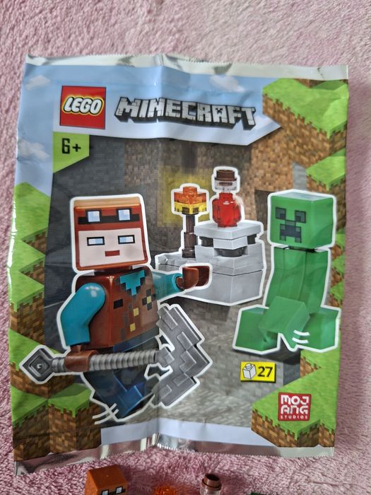 Set jucarii lego minecraft