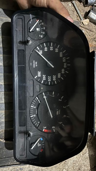 Bmw e34 Вмб запчаст шиток рул