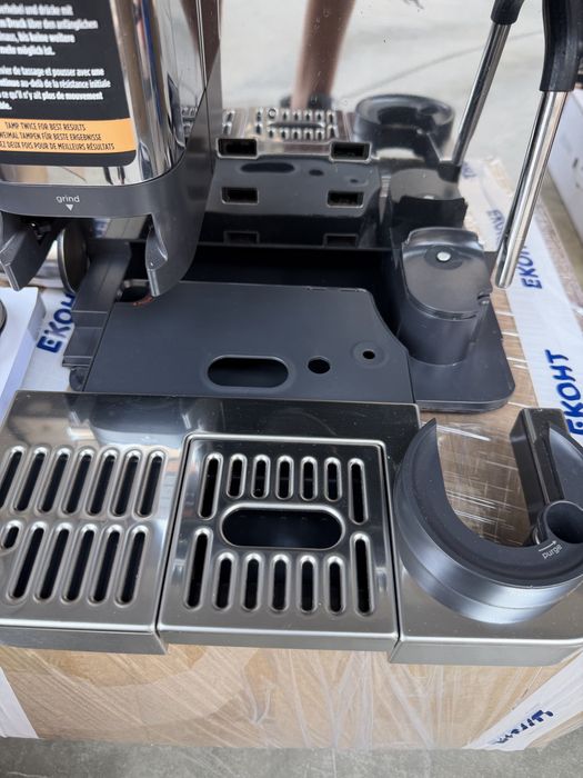 Кафеавтомат 3в1 Ninja Luxe Café Pro ES701EU, 1650W, 15 bar, 250 г, 2 л, Barista Assist, 5 настройки пяна, 9 вида еспресо, Инокс