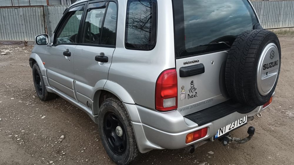 Vând Suzuki Grand Vitara