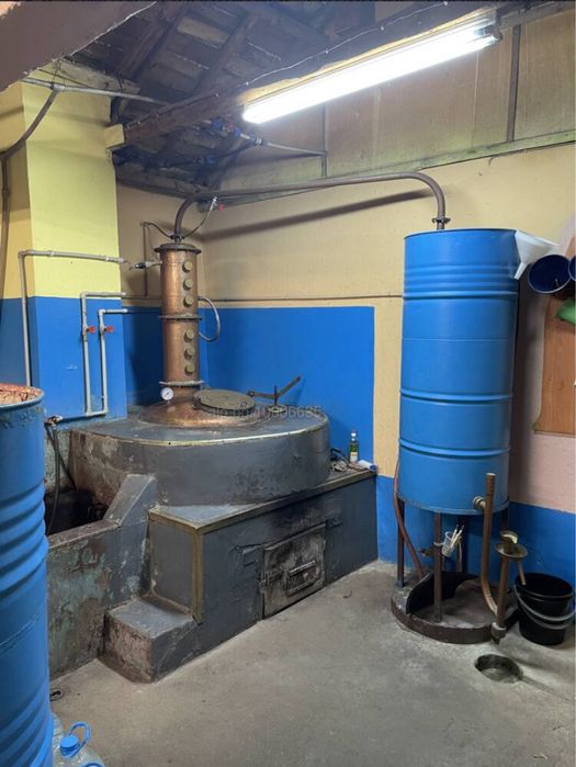 Продава се Промишлена сграда в с. Зимница, Област Ямбол - 2200 кв.м за 25 €/кв.м - Снимка #1