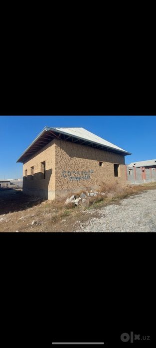 4 sotx uchastka  Gulshanda maktobni oldiga