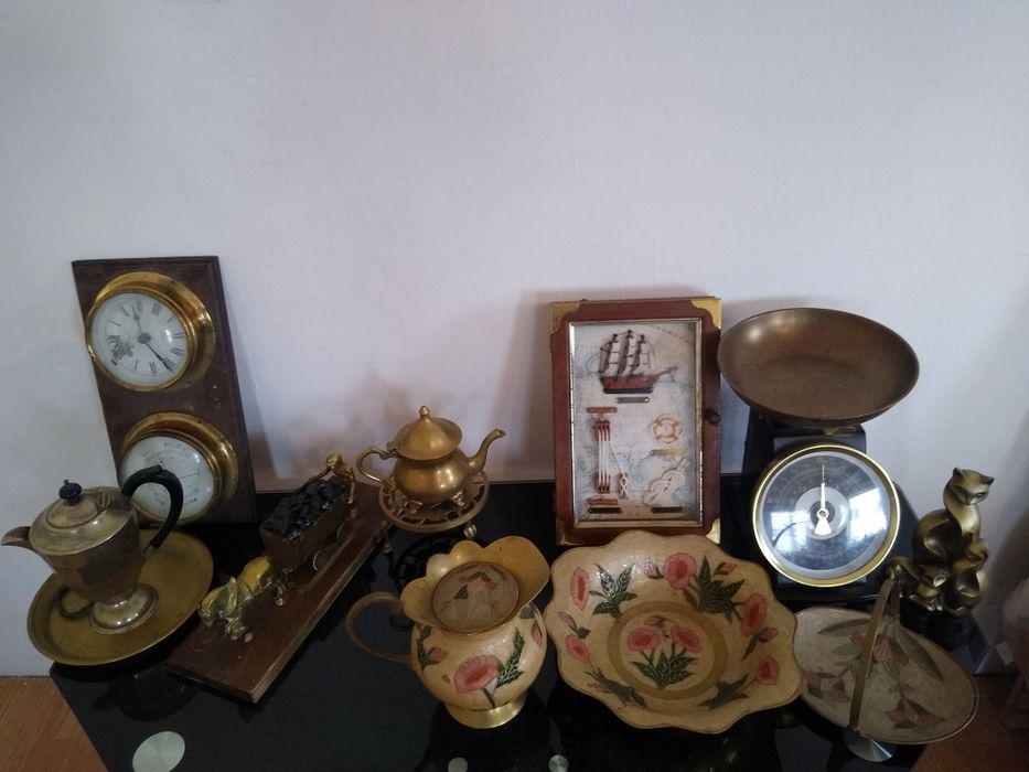 Obiecte decorative vechi.din bronz