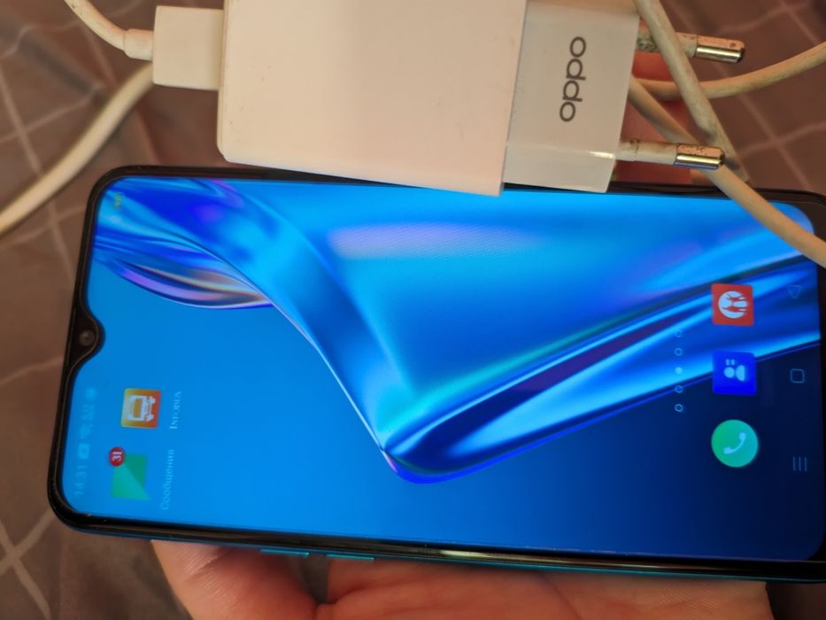 Смартфон Oppo A12