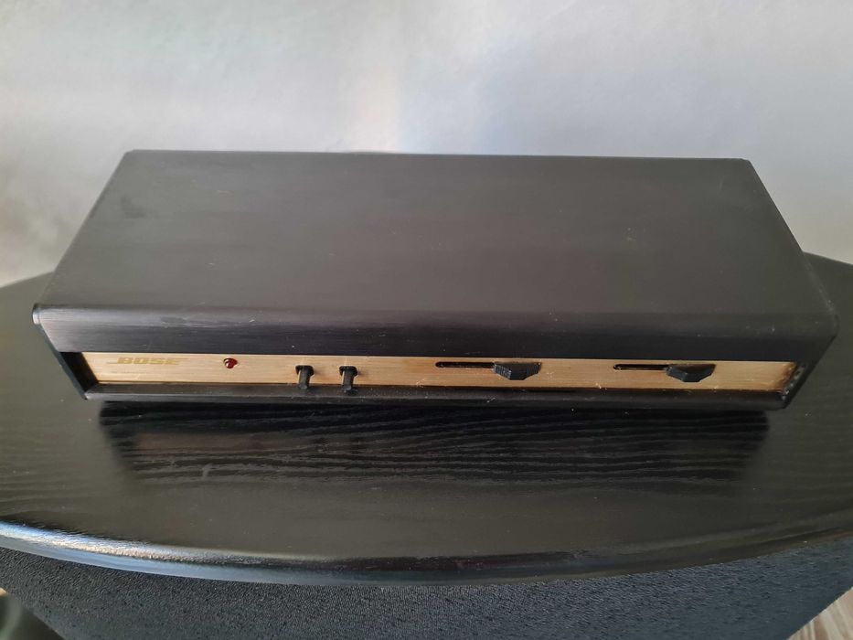 Bose 901 series VI speakers Pair with Equaliser