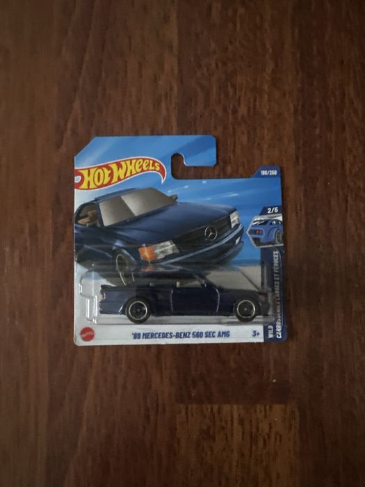 Hot wheels машинки