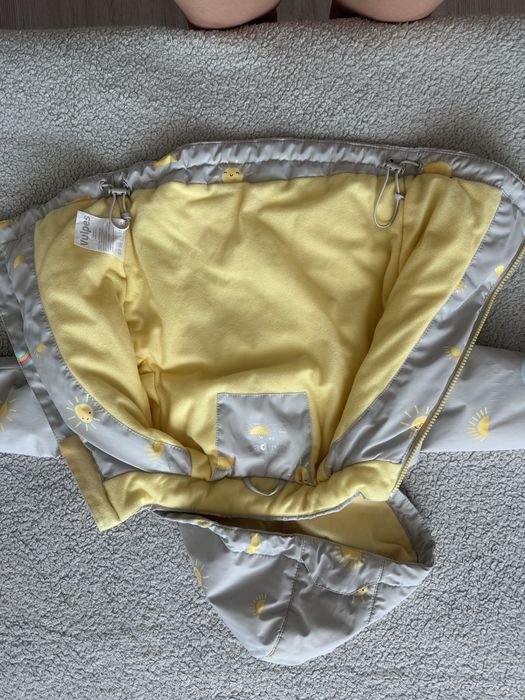 Продам куртку весна