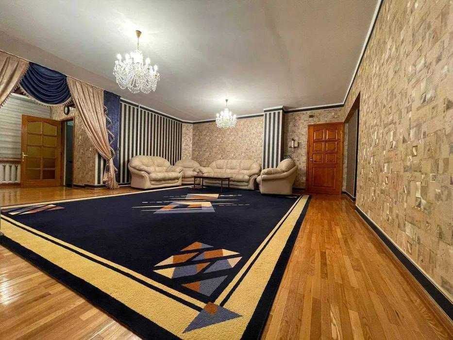 Ул. Кары Ниязова
Дархан
Спецплан

4/4/5
Площадь: 150 м²