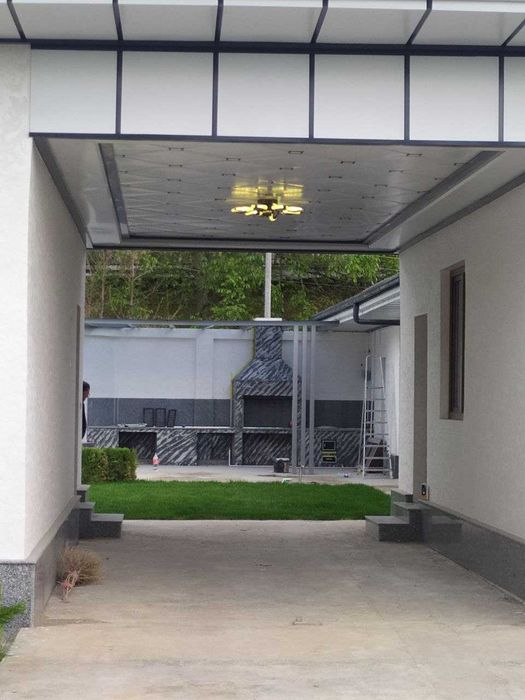 Zangiota tumanida 5 sothli uy sotiladi