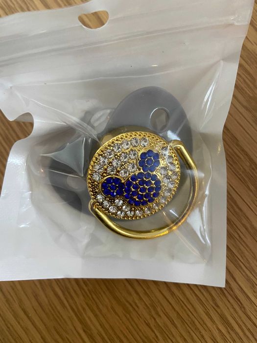 Нов биберон залъгалка с камъни