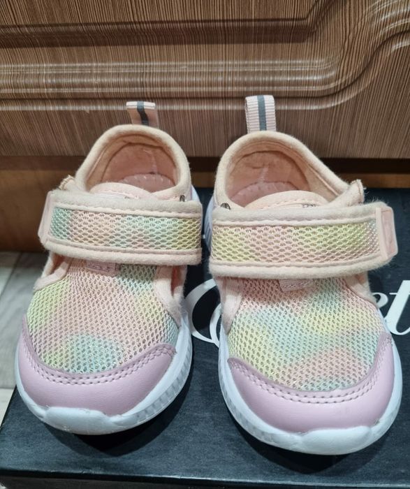 Продам сандалики 115р