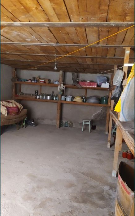 М-39 хамма шароитга эга 8-сотихли ховли сотилади.