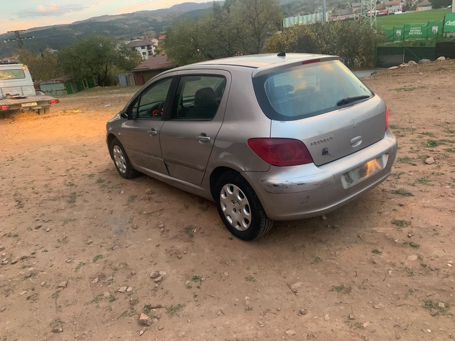 Peugeot 307 1.6i 109кс 2003г