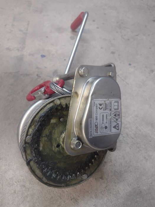 лебедка АЛ-КО  AL-KO нова