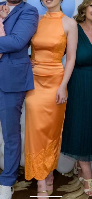 Rochie cusuta manual