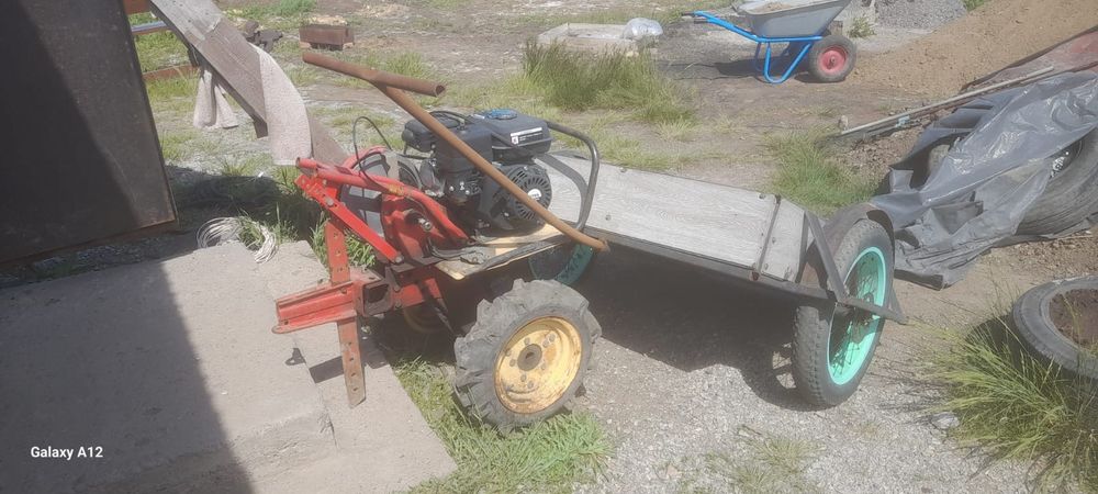 Продам Мотоблок с тележкой