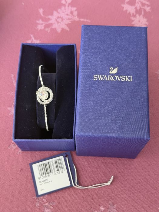 Swarovski гривна