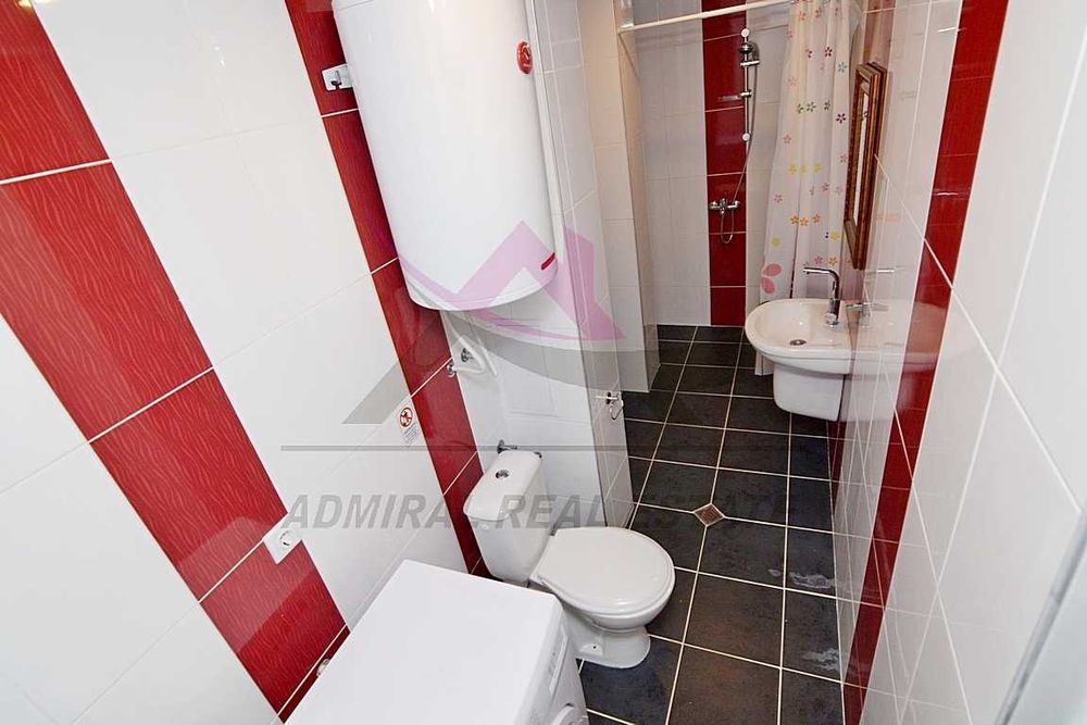 Дава се под наем Тристаен апартамент в Варна, Бриз - 96 кв.м за 650 € - Снимка #6