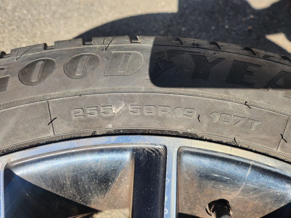 Jante cu anvelope Mercedes GLE 255/50 r19