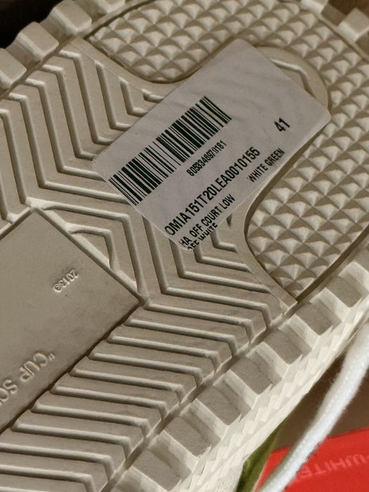 Чисто нови off white сникърси