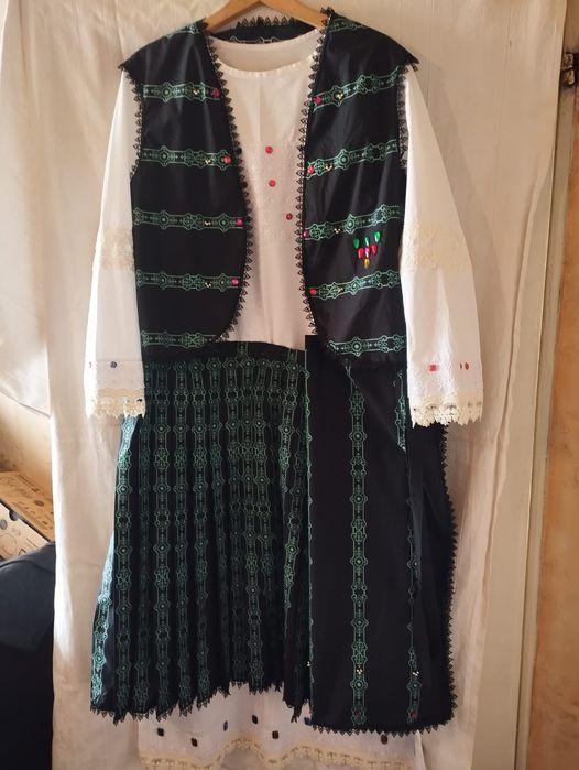 Съвременна носия, размер M/L