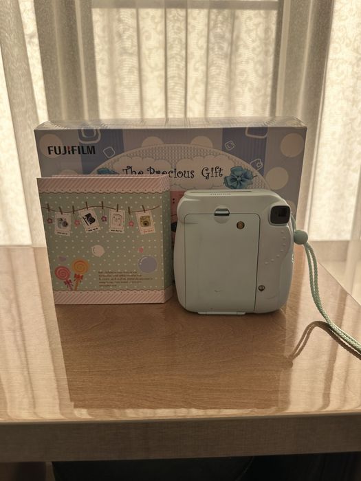 Фотоаппарат Fujifilm Instax Mini 8 + альбом