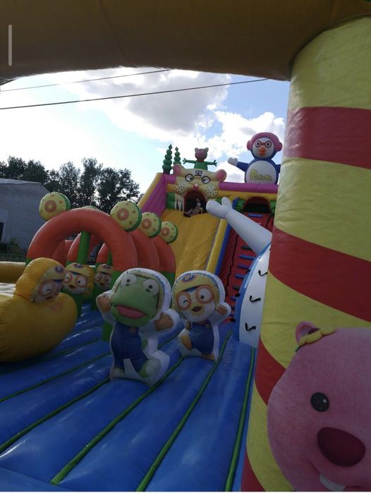 Надувной уличный батут