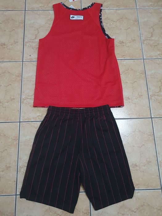 Compleu baschet Nike Jordan copii L NOU