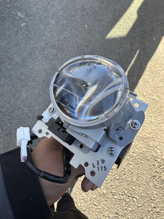 Линзы Toyota Hilux