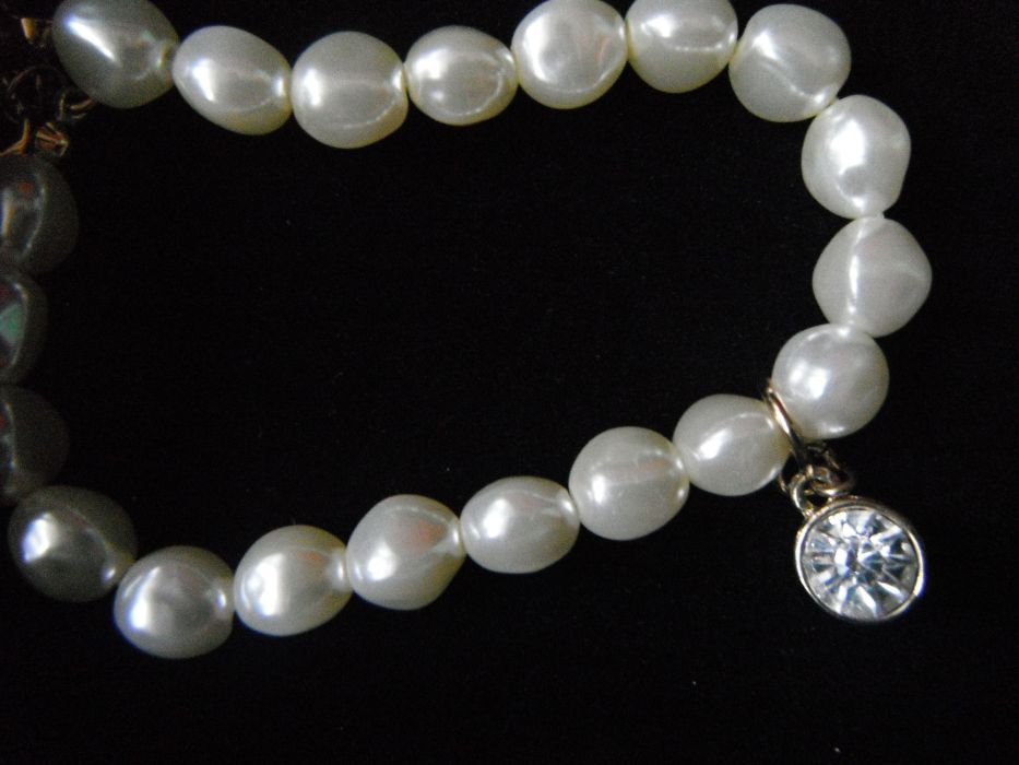 Колие и гривна в луксозни подаръчни кутии