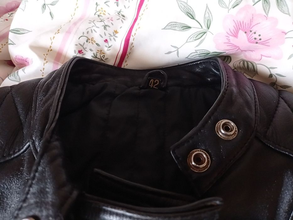 Дамско мото яке от естествена кожа – байкър / рок стил, черно