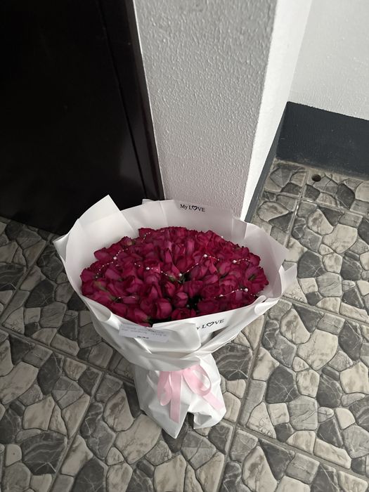Продам 51 розу,за 10 тыс срочно