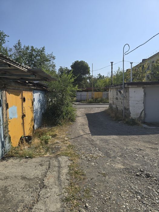 Продам гараж срочно