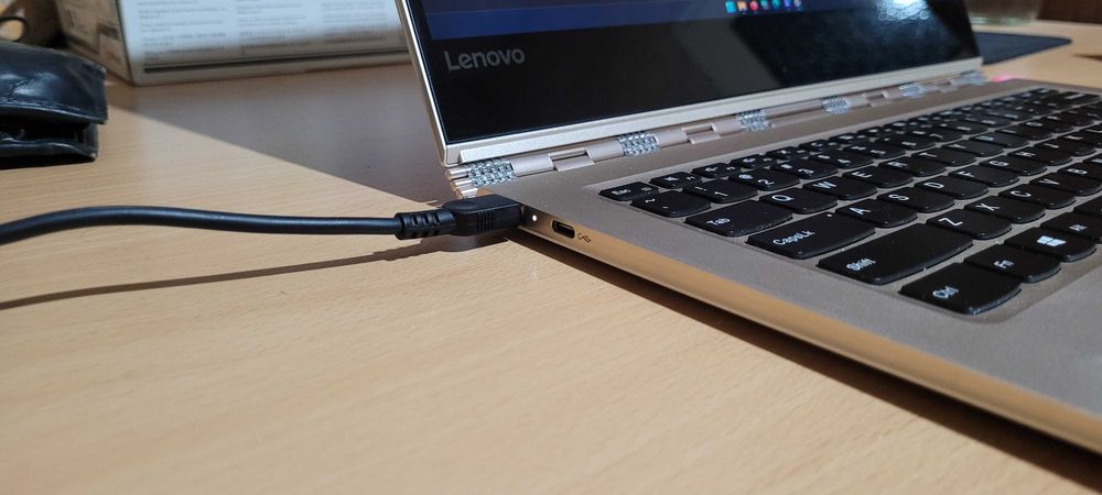 Lenovo YOGA 910-13IKB touch