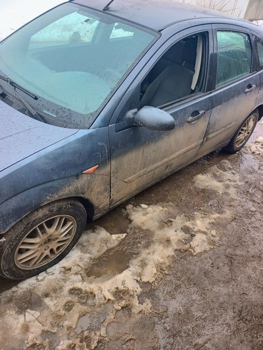 Vând catalizator an bun original Ford Focus 2001 benzina 1.8 16v GPL