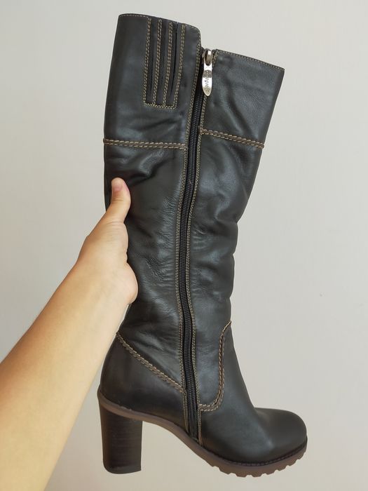 Продам зимние сапоги кожа