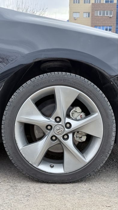 Продам 225/45 R18 комплект