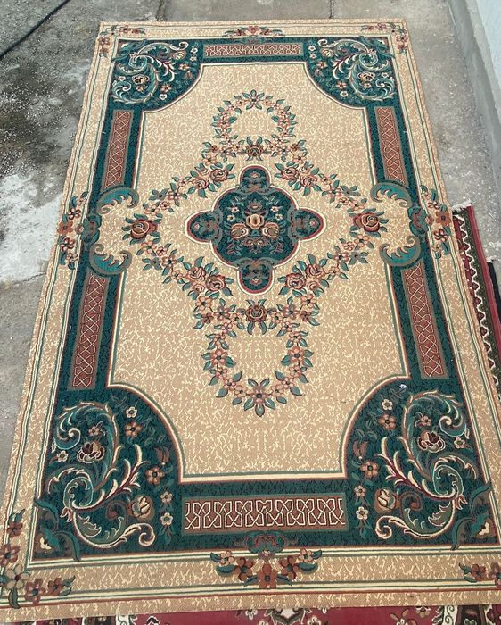 Бельгия кілемі  жағдайы жақсы