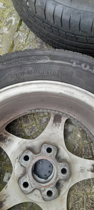 Отлични гуми 15"