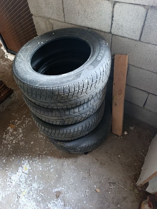 Продам зимний шина
