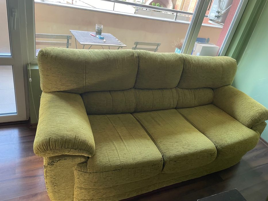 Комплект дивани и кресло