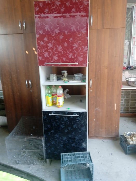 Кухонные гарнитура