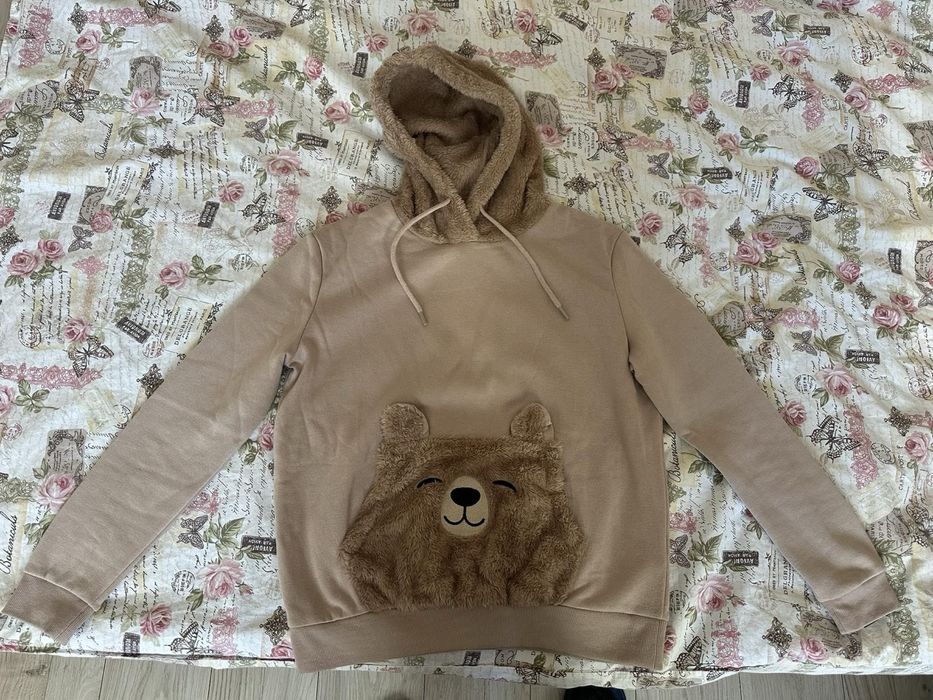 Топъл и мек суичър