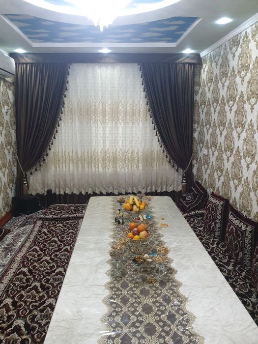 Eshonguzar hokimyat yonida