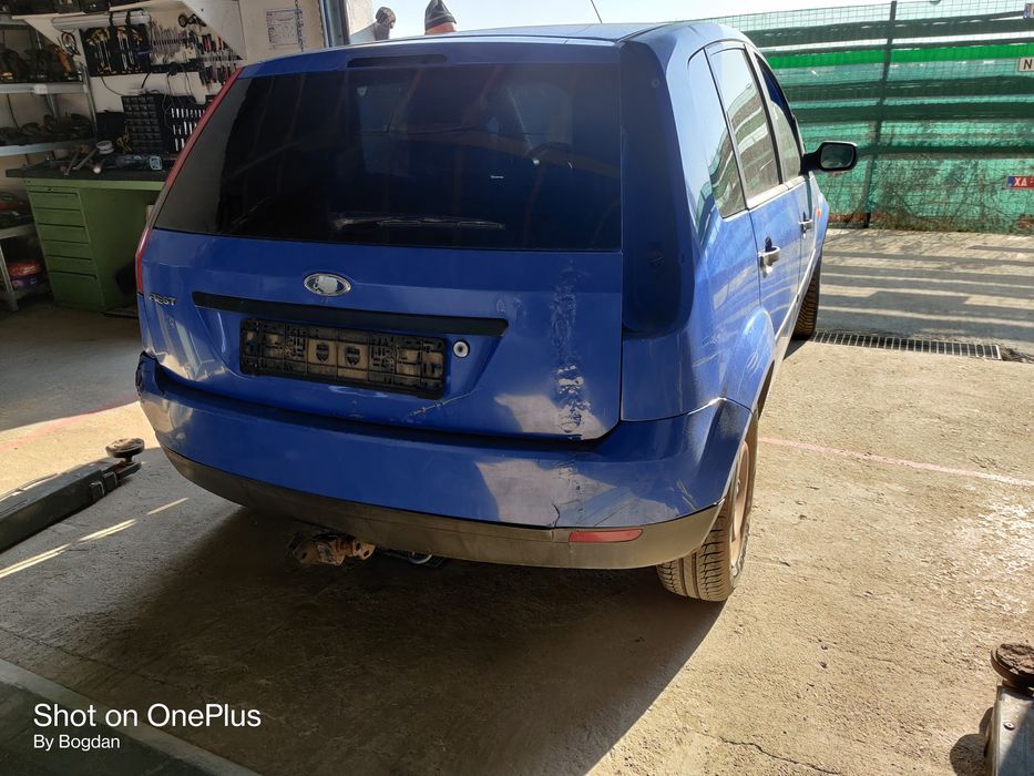 Vindem piese rezultate din dezmembrarea unui Ford Fiesta