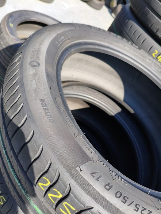 225 50 17 Michelin