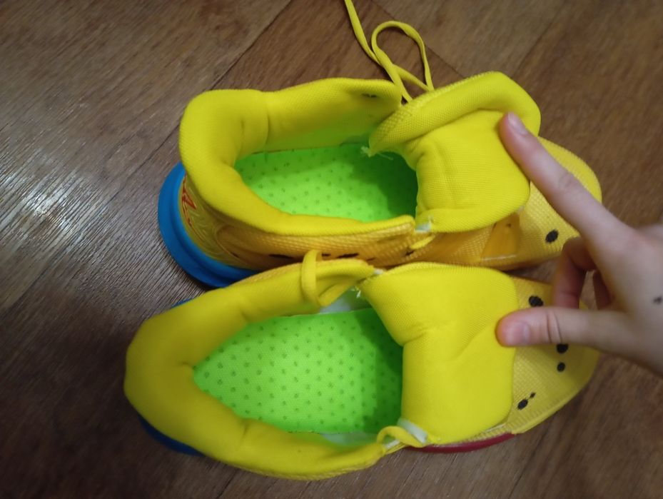 Nike Kyrie 7 Spongebob
