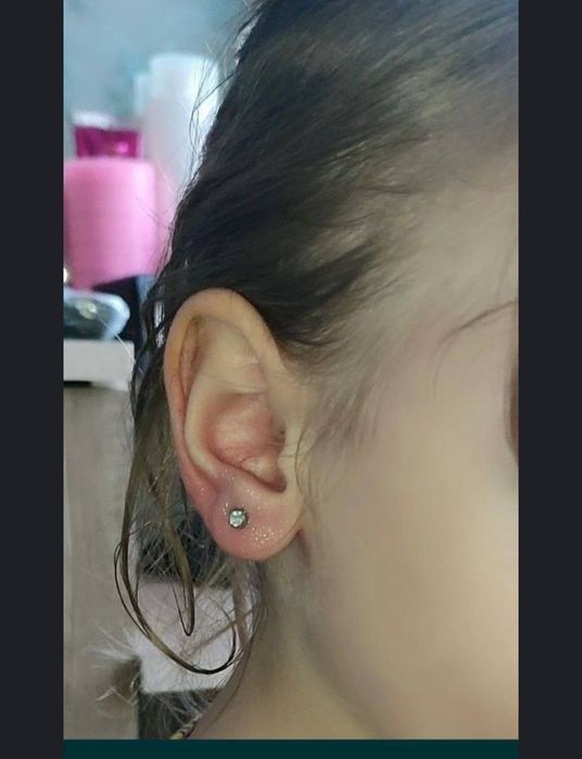 Прокалывание ушей и носа безболезненно.