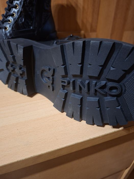 Оригинални боти pinko