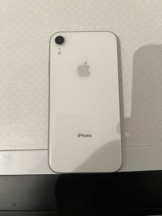 Продам Iphone XR 128GB